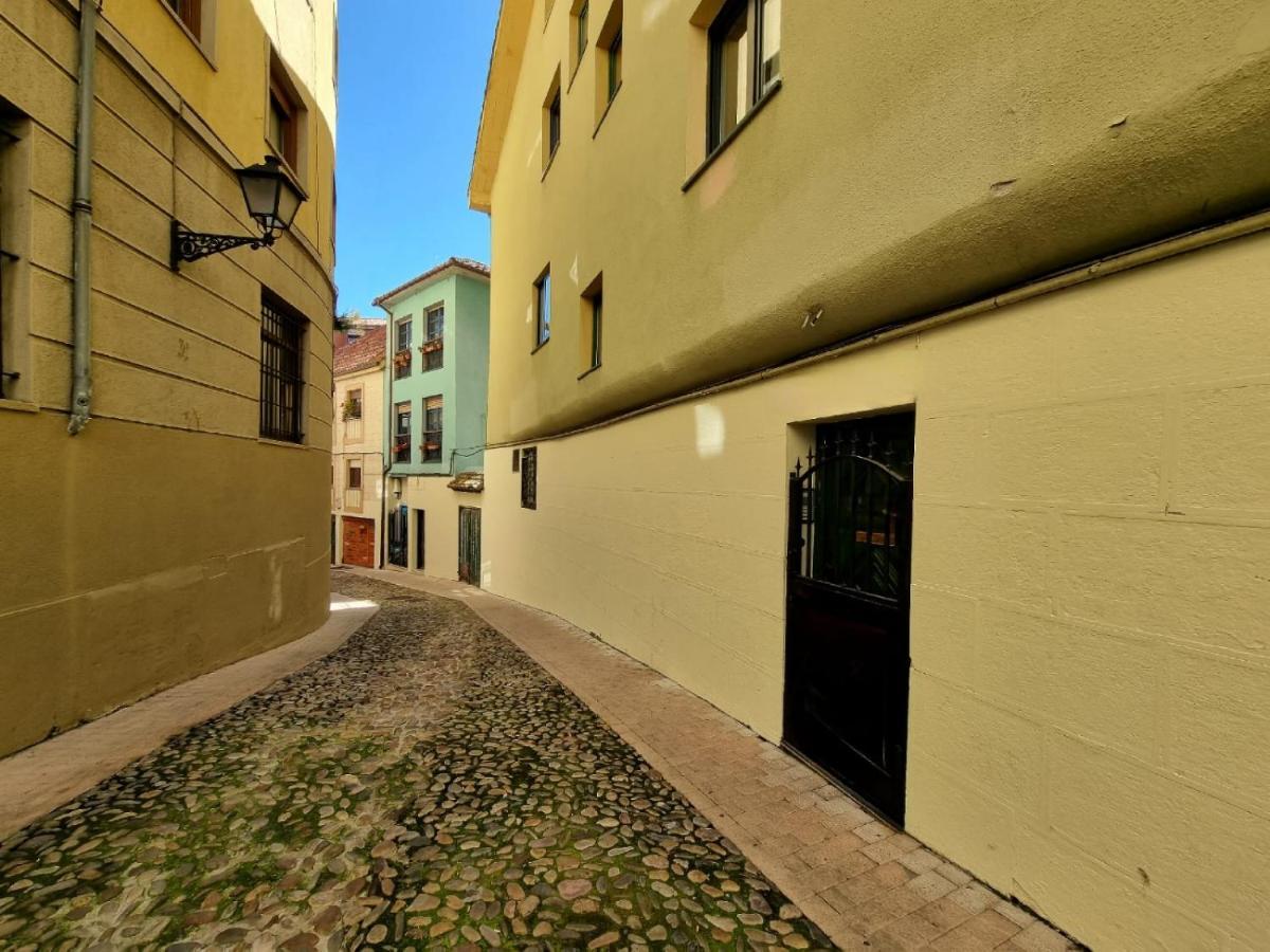 Apartamento A 2 Min De La Catedral Oviedo Exterior foto